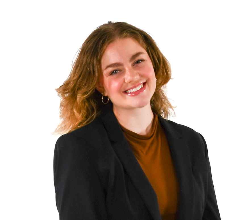 headshot of hannah branch